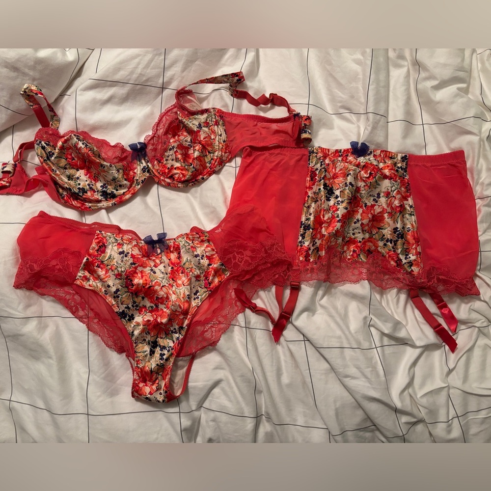 Floral Red Lace Bra